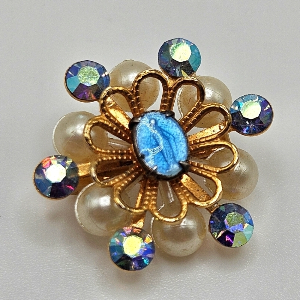 VINTAGE Religious Virgin Mary Starburst Aurora Borealis Small Brooch Pin - Picture 2 of 4